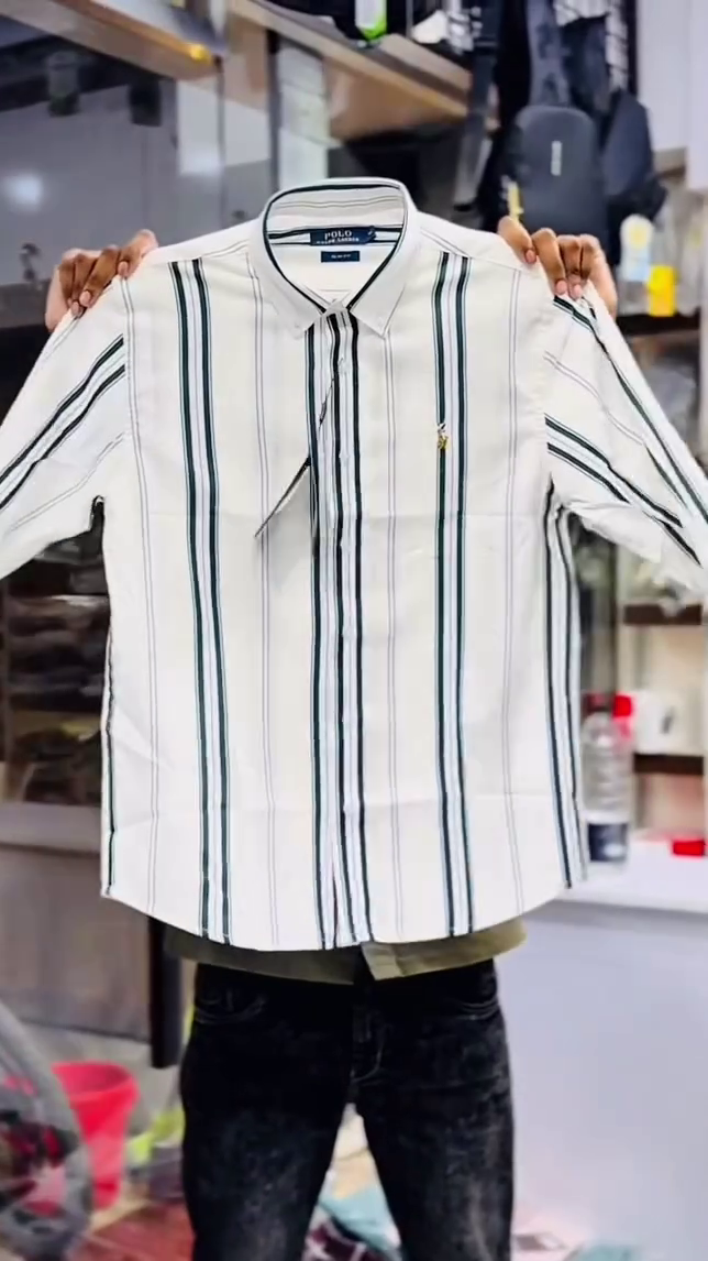 Men Slim Fit Vertical Striped Spread Collar Pure Cotton Shirt - Image 4