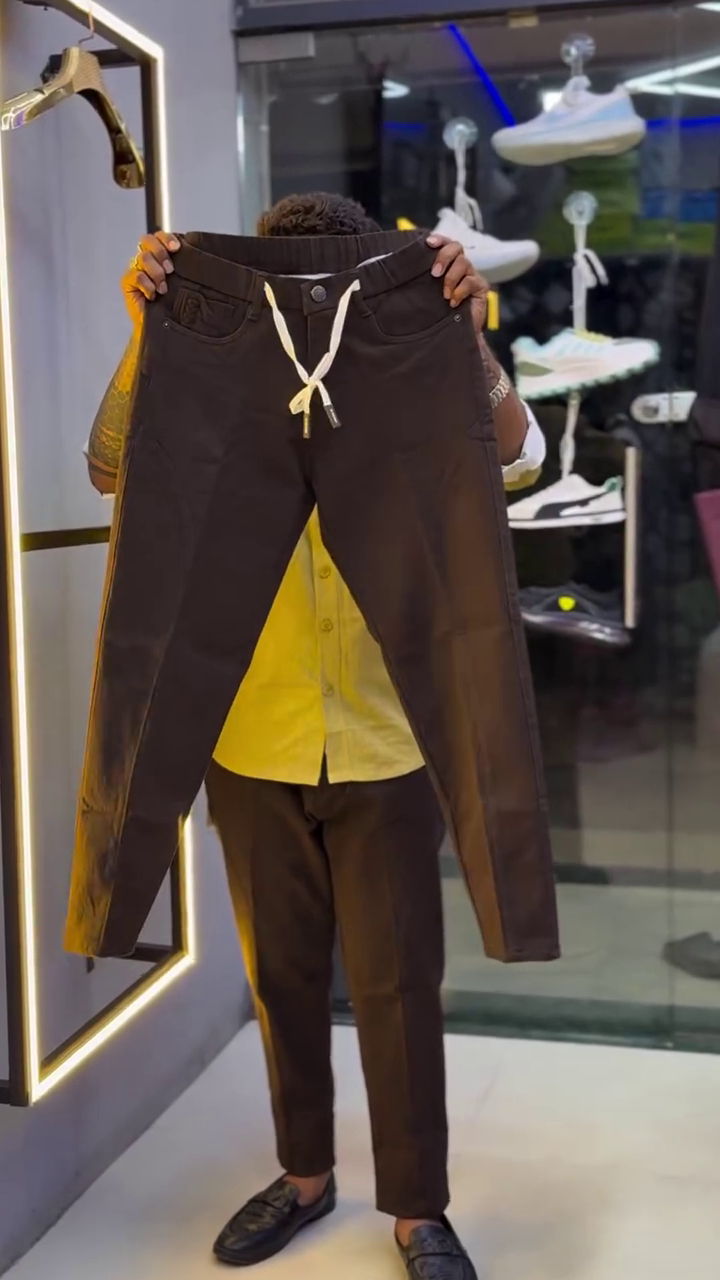 Men Loose Fit Pleated Trousers - Image 5